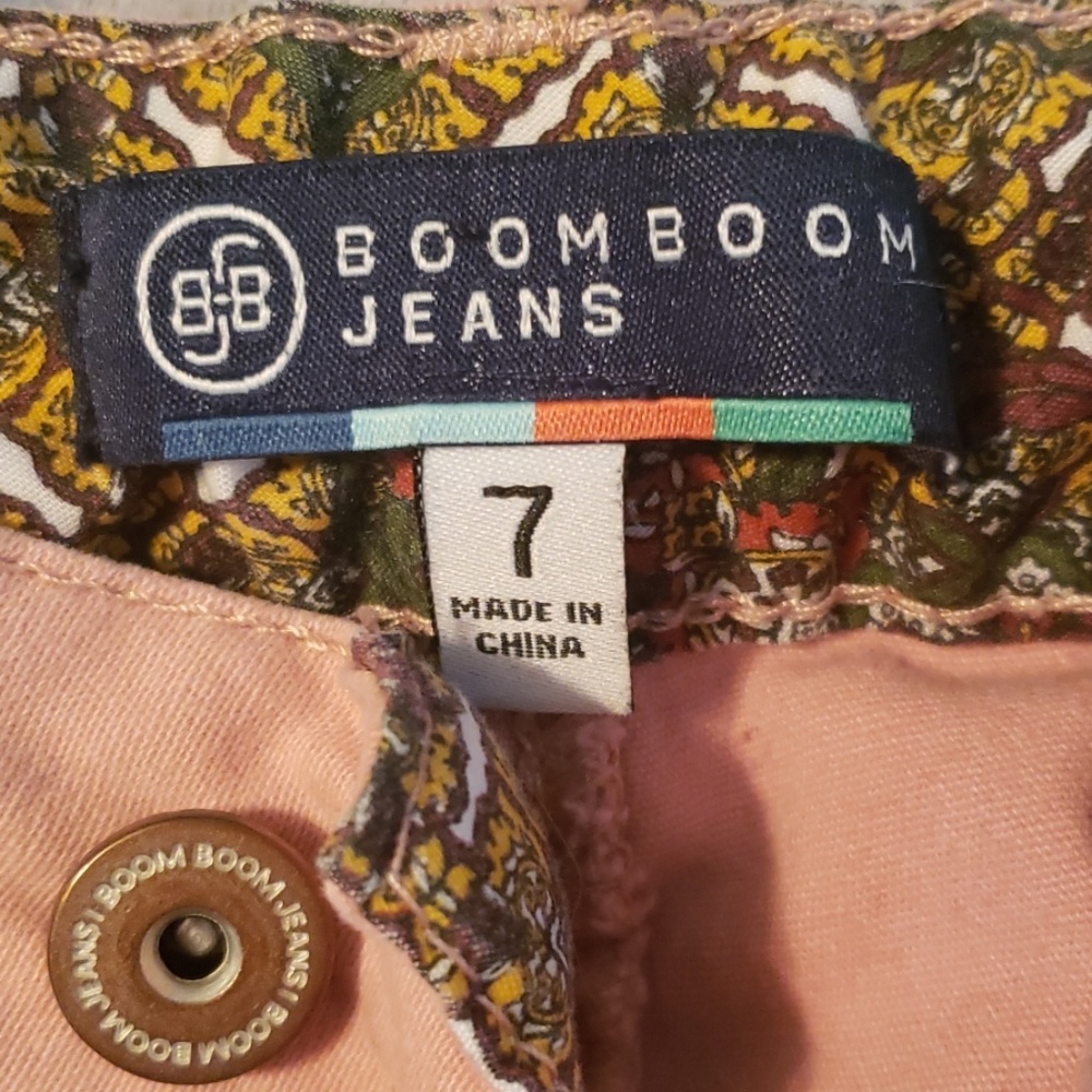 shorts - Picture 2 of 3